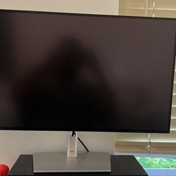 Dell UltraSharp U2723QE (have box too!)