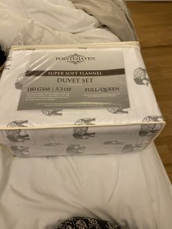 Pointe haven  Duvet Set. 