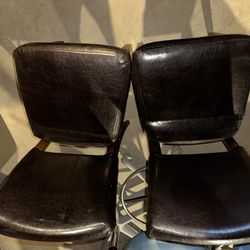 2 Chairs 