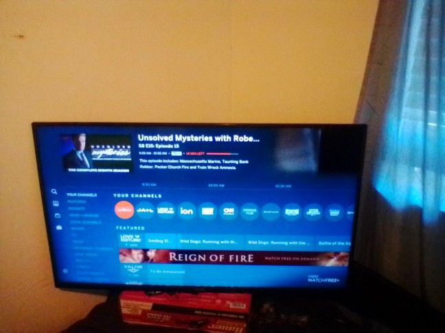 40" Vizio Smart Tv