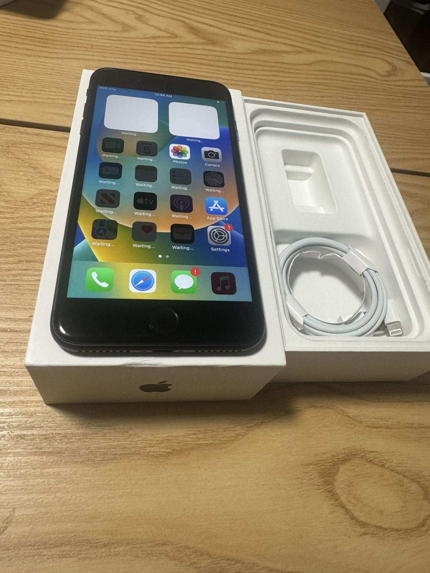 iPhone 8 Plus 64gb Factory Unlocked