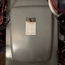 Square D 400amp 240V Disconnect 
