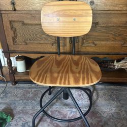 Good Condition Desk Chair