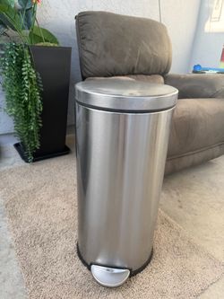 simplehuman trash can