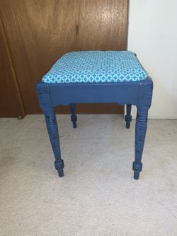 Chic Desk Chair 