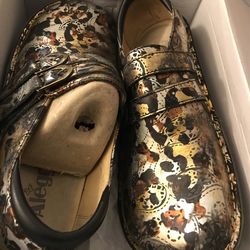 Nursing Shoes