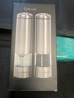 Latent Epicure Battery Operated Salt & Pepper Grinder Set – NIB