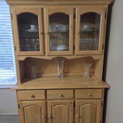 China Buffet/Hutch