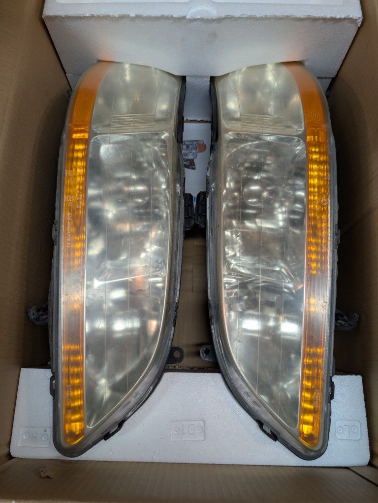 2001 Honda Accord OEM Headlights