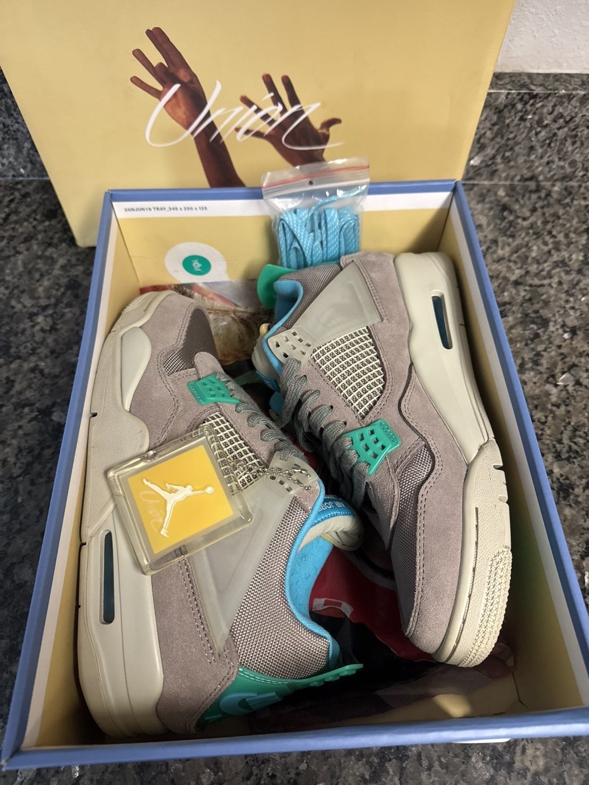 Jordan Retro 4 Union 