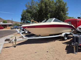 4.3L mercruiser Boat Runs great Celebrity