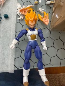 Super Saiyan Vegeta Dragon Ball Z Action Figure