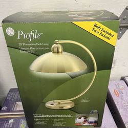 GE Table Lamp