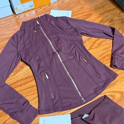 LULULEMON BURGUNDY BAY DEFINE SET (SIZE 4)