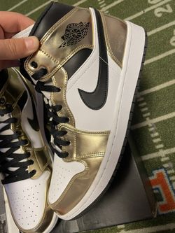 Jordan 1 Mid Metallic Gold Size 11