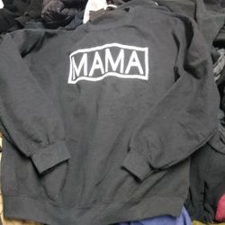 "MAMA" Black sweatshirt (M)