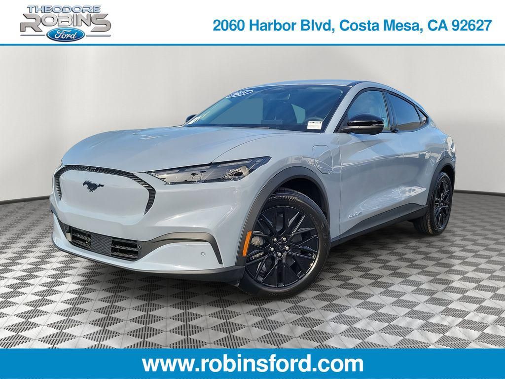 2025 Ford Mustang Mach-E