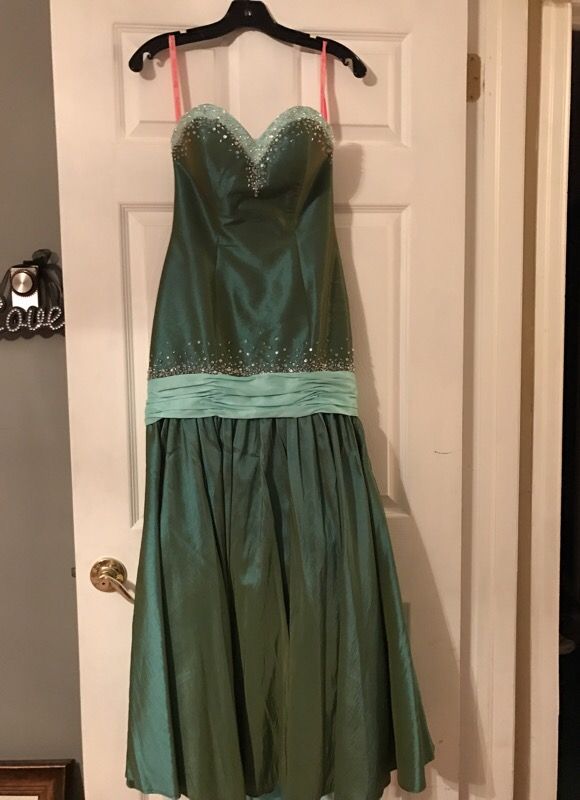 Green Shimmer Prom Dress
