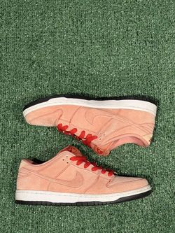 Nike Low Pink Pig Size 9 VNDS No Box