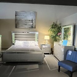 King Bed, Dresser, Mirror And Nightstand 