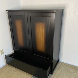 Armoire Cabinet