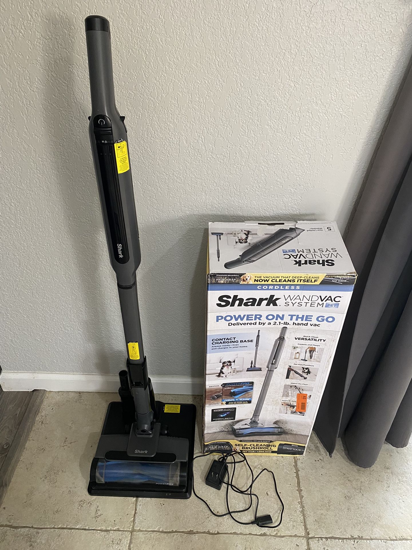 Used Shark WS642 WANDVAC System Pet 3-in-1 Ultra-Lightweight Powerful Cordless Stick & Handheld Vacuum Combo with Charging Dock, Duster Crevice Tool &