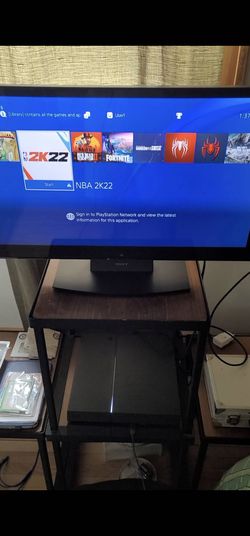 Playstation ps4 console
