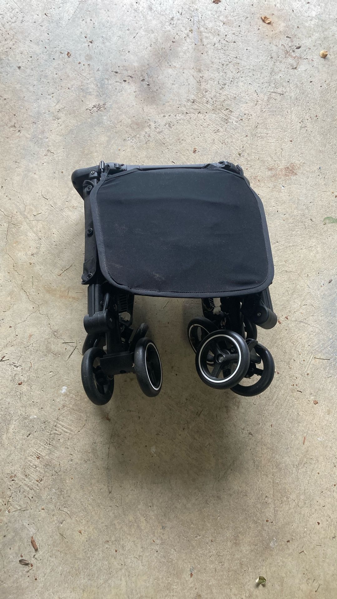 Collapsible Stroller