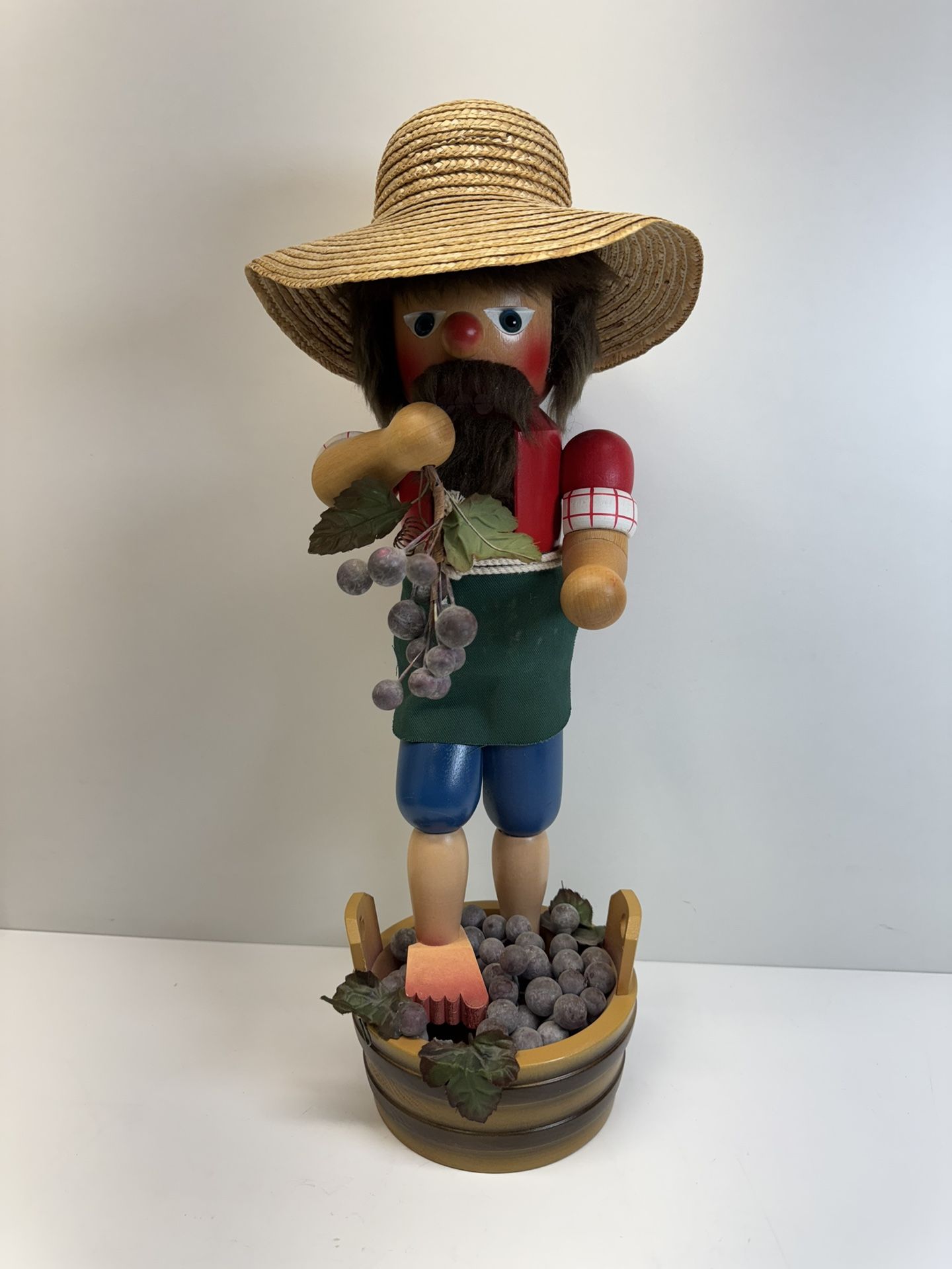 German Holzkunst Christian Ulbricht Wine Maker Nutcracker 17" (Feet Damage)