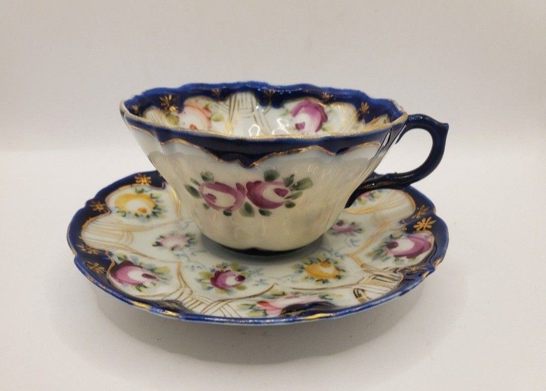 Cobalt Blue Floral Gold Stunning Tea Cup / Saucer Fine Bone China.