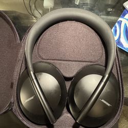 Bose 700 Noise Cancelling Headphone