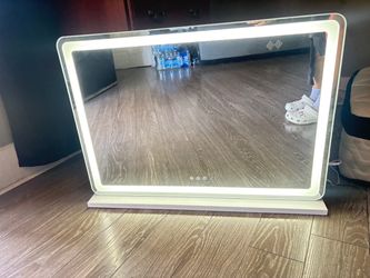 vanity mirror