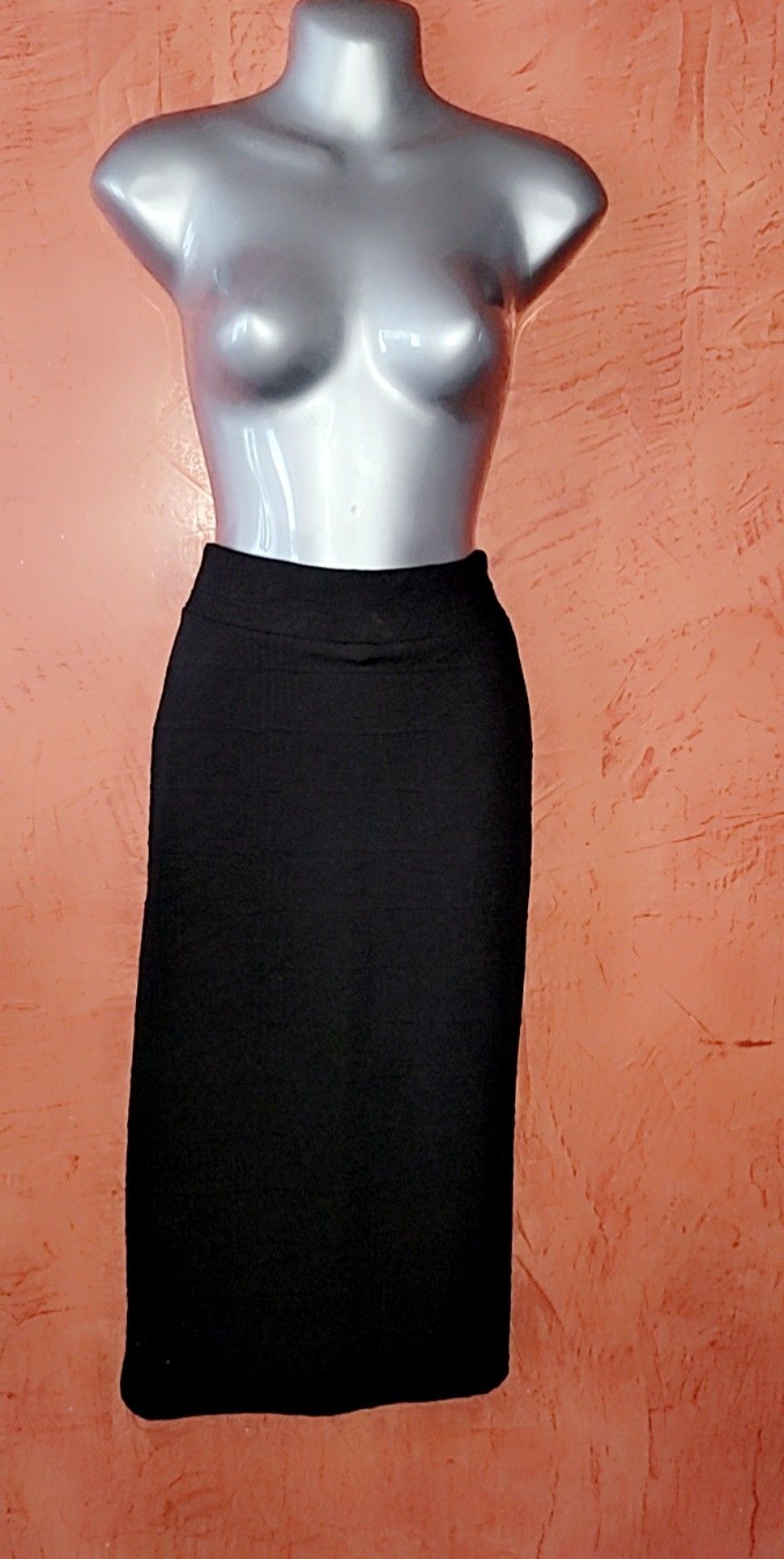 Black Textured Pencil Skirt