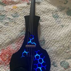 4/4 Electric Light Up Violin 
