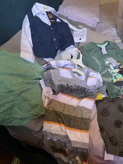 Estoi Vendiendo Mucha Ropa De Mi Bebé Dejo Mucha Ropa Nueva Con Etiqueta Es Una Caja Toda Esta Nueva Estaya 24 Meses Asta 2t 3t Estoi Pidiendo 200