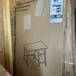 Modern Computer Desk
