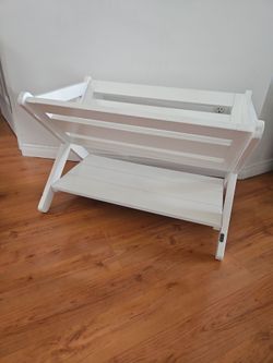 White wooden bookshelf