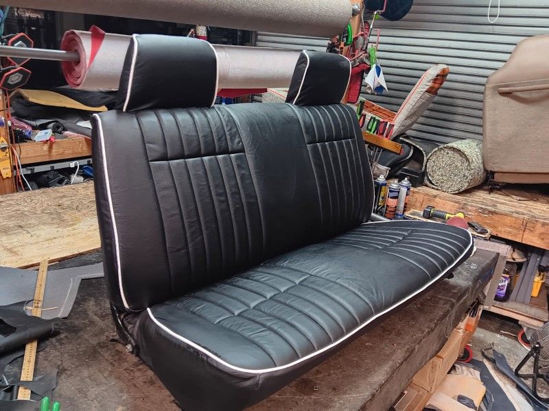 Driver Front Seats 💺 Rotos HOOT ROOT Interior Classic Cars 🚗