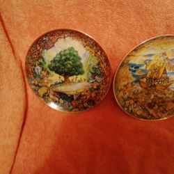 Two Decorative Pates Collectors Items 