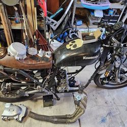 1980 Kz750 Four Ltd Motorcycle (Clean Title In Hand)