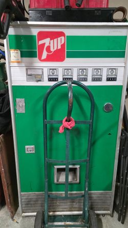 7 up soda machine