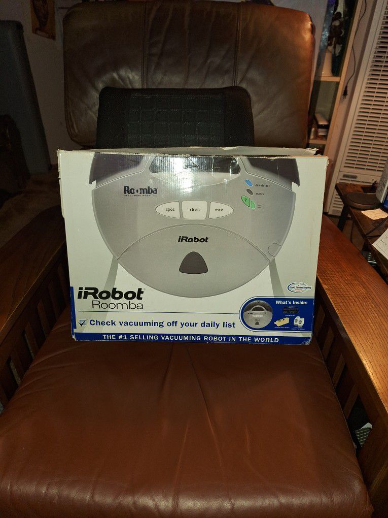 Robot Roomba Vacuuming S