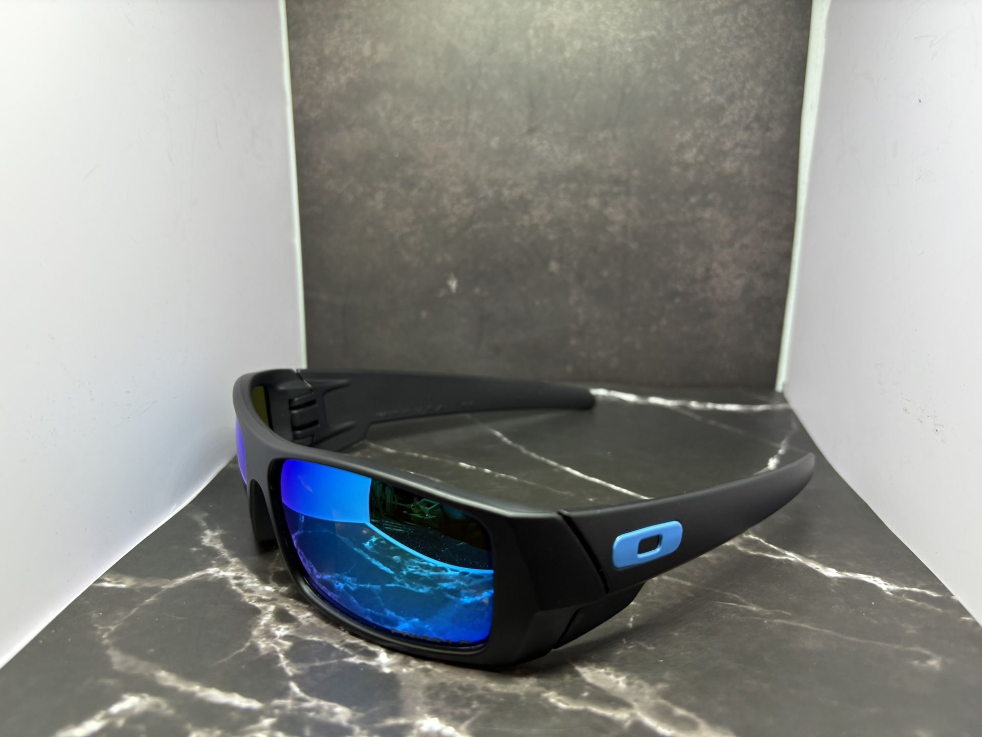 Oakley Gascan Sunglasses - Polarized