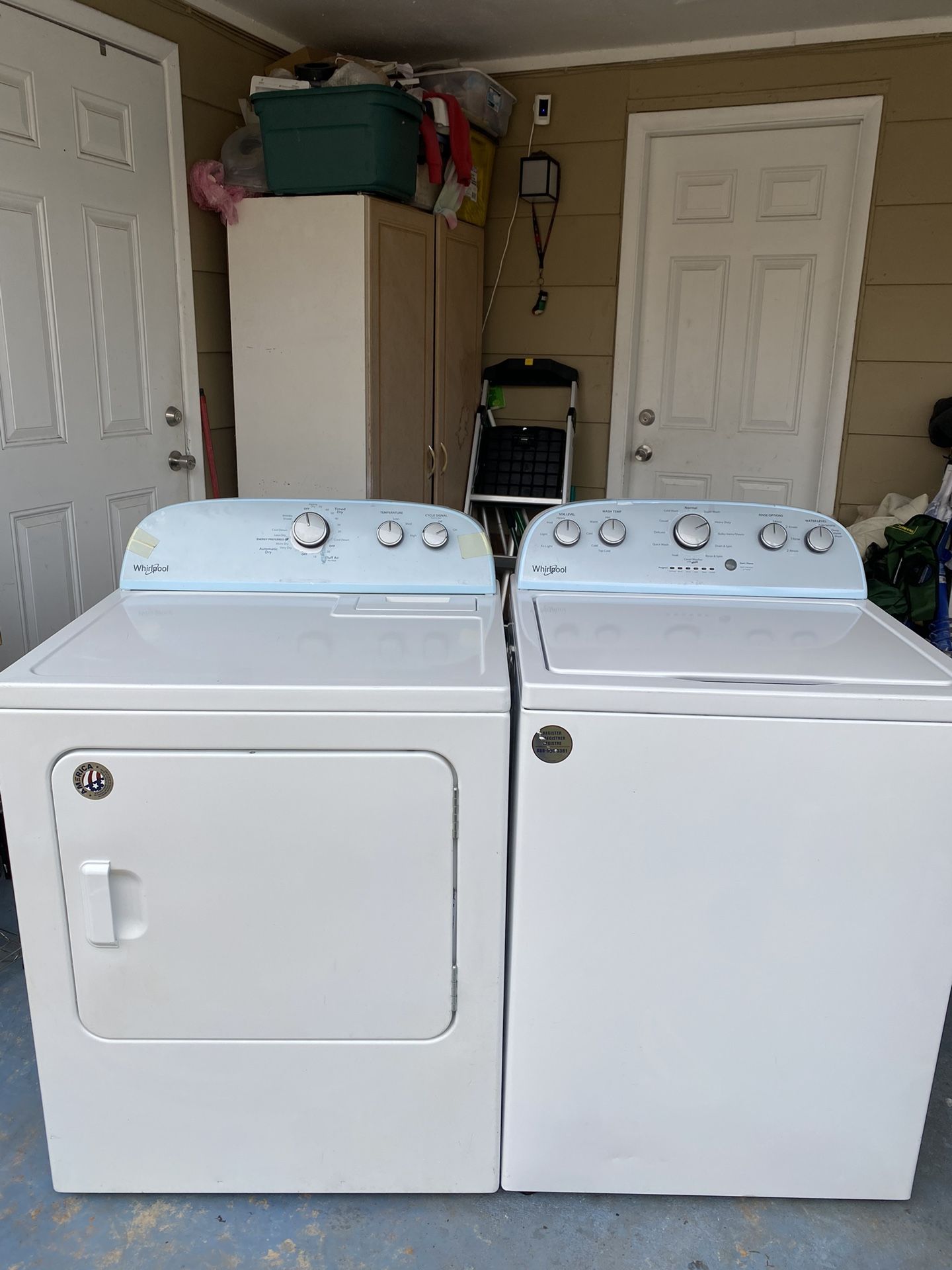 Whirlpool Washer And Dryer Set