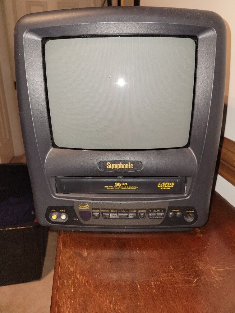Symphonic SC309D Television VCR combo