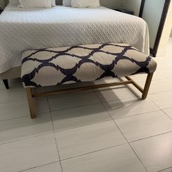 Upholstered bench