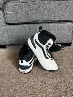 Vans MTE Shoes - Size 11