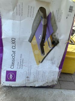 Paper cut machine hardly use