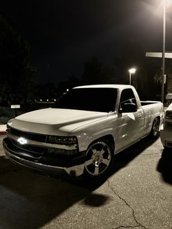 silverado led bowtie