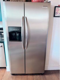 Great looking counter-depth fridge - $450 OBO